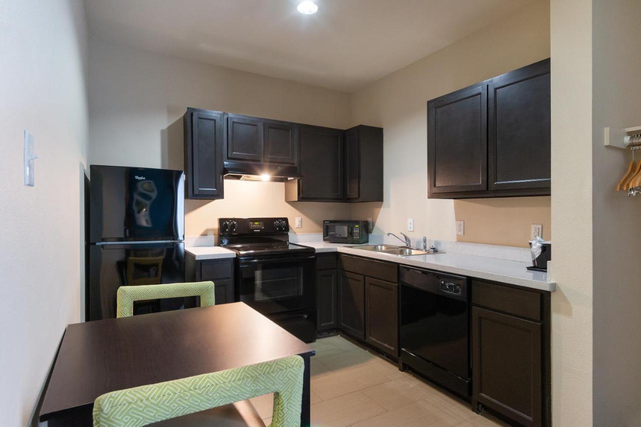 Residency Suites Котулла Экстерьер фото